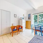 Lejlighed 1 Bedroom Beautiful Apartment In Royan