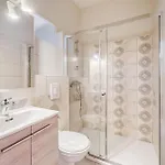 1 Bedroom Beautiful Apartment In Royan *