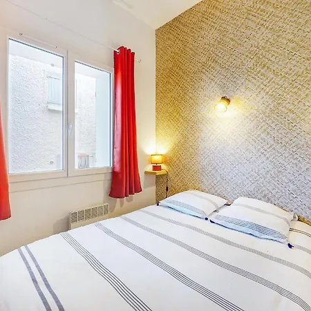 1 Bedroom Cozy Apartment In Royan Apartmán Royan