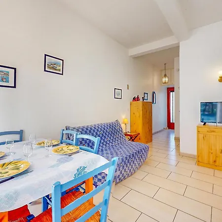 1 Bedroom Cozy Apartment In Royan Royan