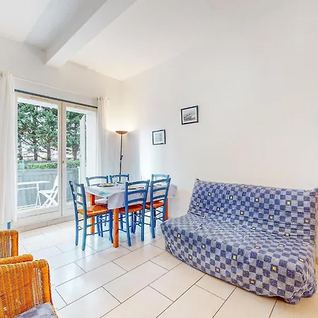 1 Bedroom Cozy Apartment In Royan * Ρουαγιάν