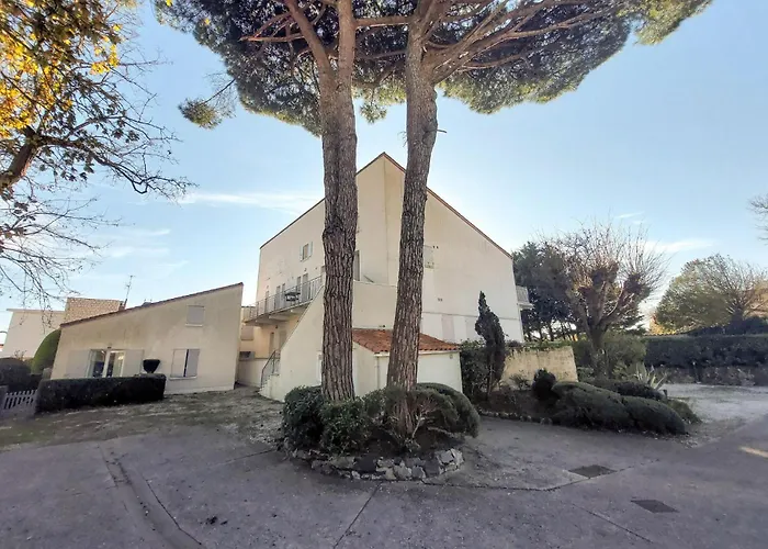 1 Bedroom Amazing In Apartamento